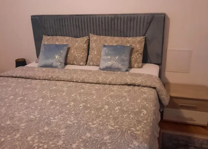 アパート Orchidea